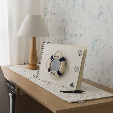 Lewis Poetto 3* カリアリ