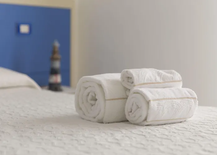 Lewis Poetto Кальяри