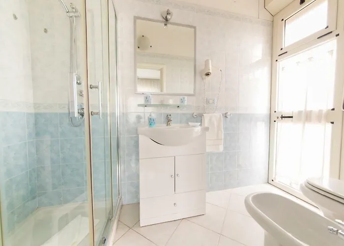 Lewis Poetto Гостевой дом 3*